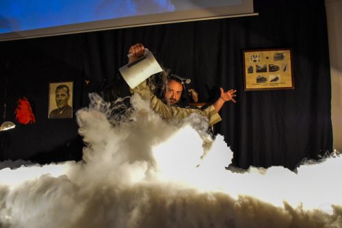 “Čarolije u kemiji” oduševile najmlađe!